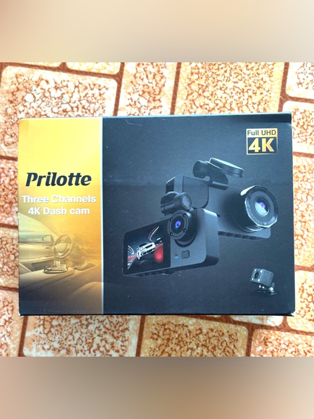Prilotte Three Channels 4K Dash Cam - Black. NWT.